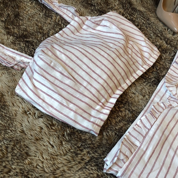 NWOT two (2) piece set striped white red top skirt - Picture 4 of 6
